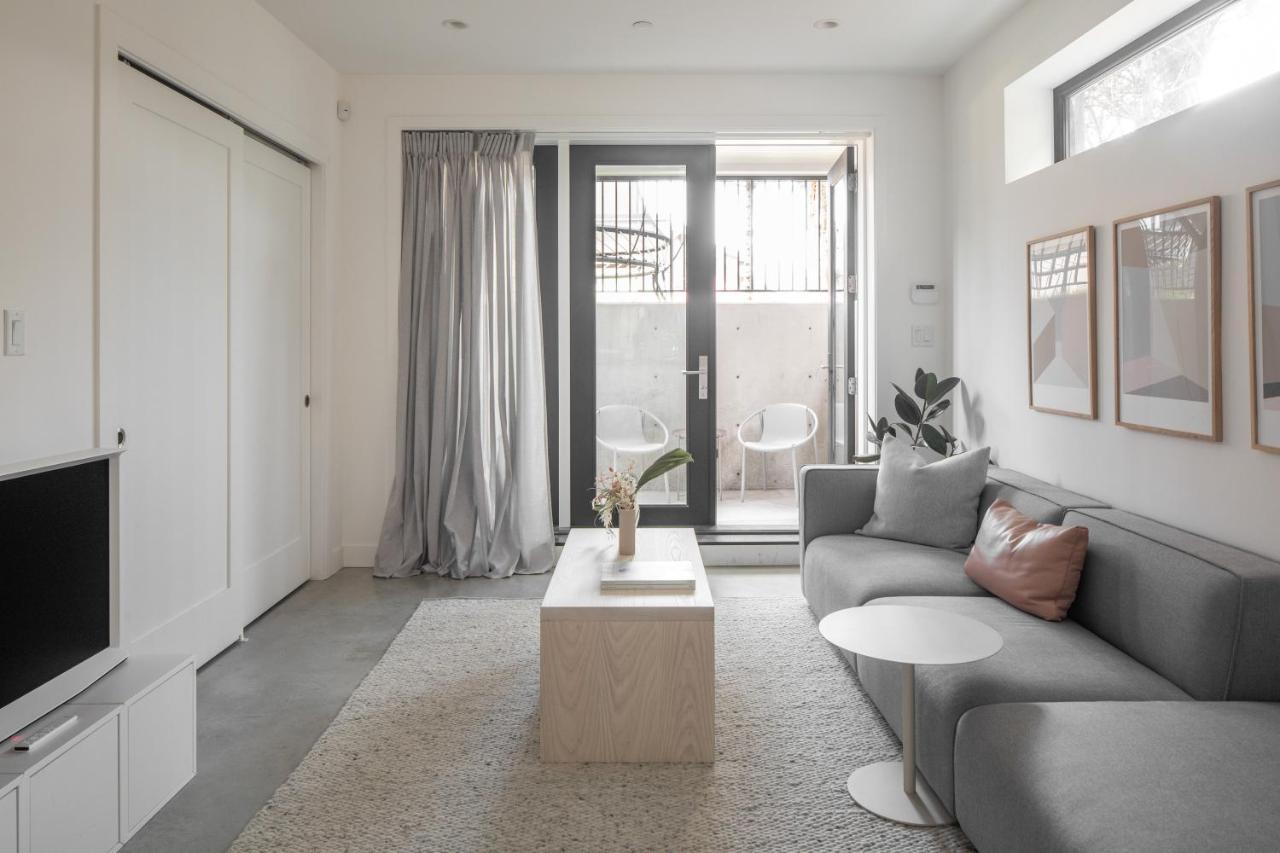 Welcome To Kinn Apartment - Lovely One Bedroom Vancouver Esterno foto